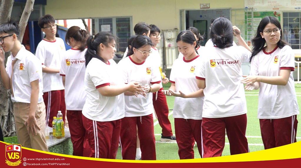 Giải bóng đá mini chào mừng năm học mới 2026-2027, THPT Việt Nhật khép lại đầy cảm xúc!