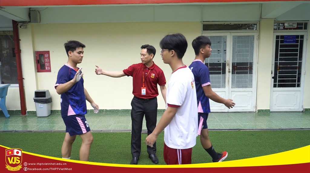 Giải bóng đá mini chào mừng năm học mới 2026-2027, THPT Việt Nhật khép lại đầy cảm xúc!