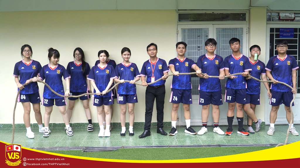 Giải bóng đá mini chào mừng năm học mới 2026-2027, THPT Việt Nhật khép lại đầy cảm xúc!