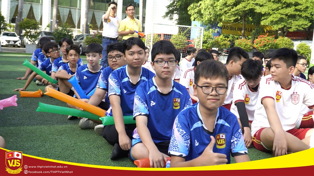 Giải bóng đá mini chào mừng năm học mới 2026-2027, THPT Việt Nhật khép lại đầy cảm xúc!