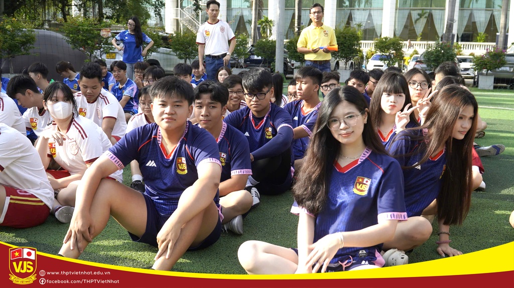 Giải bóng đá mini chào mừng năm học mới 2026-2027, THPT Việt Nhật khép lại đầy cảm xúc!
