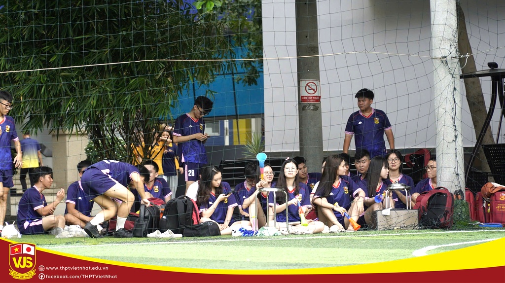 Giải bóng đá mini chào mừng năm học mới 2026-2027, THPT Việt Nhật khép lại đầy cảm xúc!