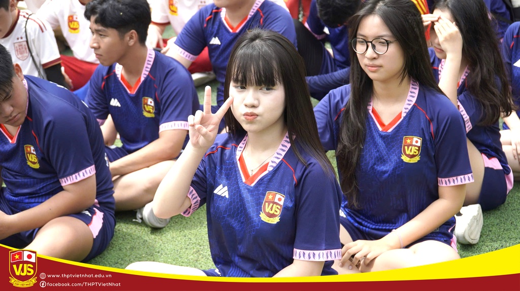 Giải bóng đá mini chào mừng năm học mới 2026-2027, THPT Việt Nhật khép lại đầy cảm xúc!