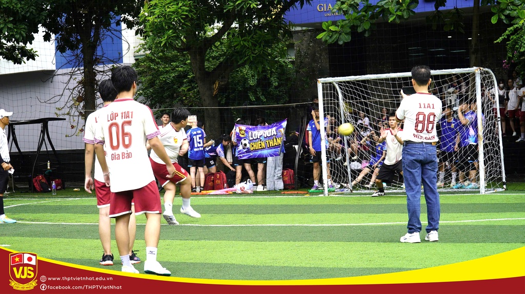 Giải bóng đá mini chào mừng năm học mới 2026-2027, THPT Việt Nhật khép lại đầy cảm xúc!