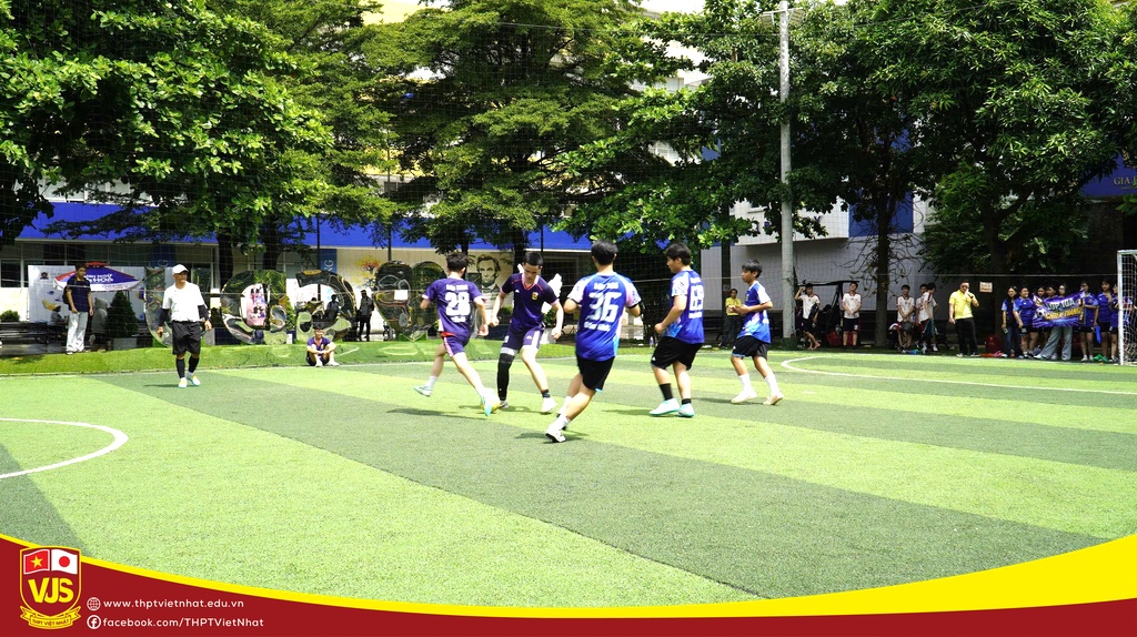 Giải bóng đá mini chào mừng năm học mới 2026-2027, THPT Việt Nhật khép lại đầy cảm xúc!