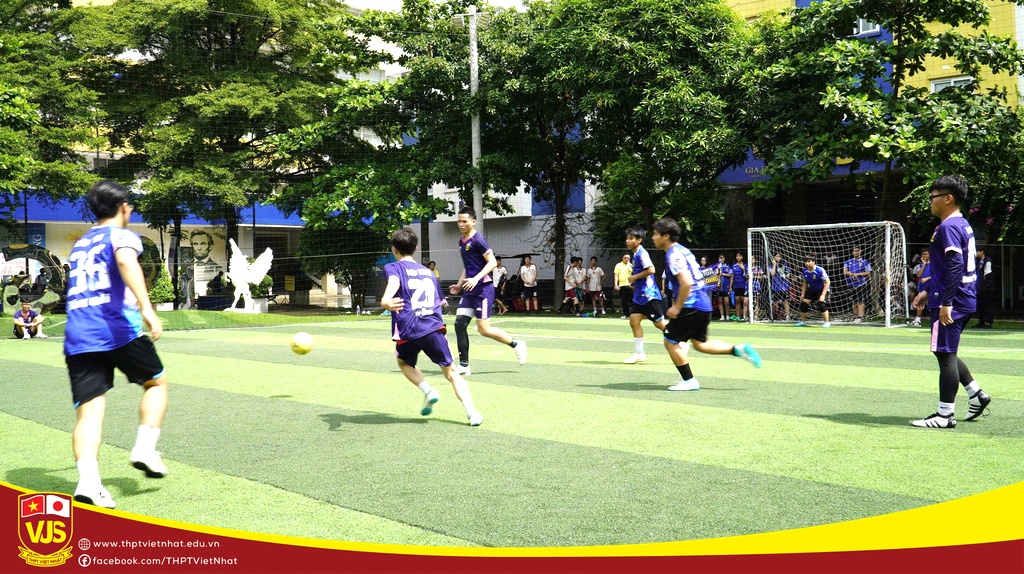 Giải bóng đá mini chào mừng năm học mới 2026-2027, THPT Việt Nhật khép lại đầy cảm xúc!