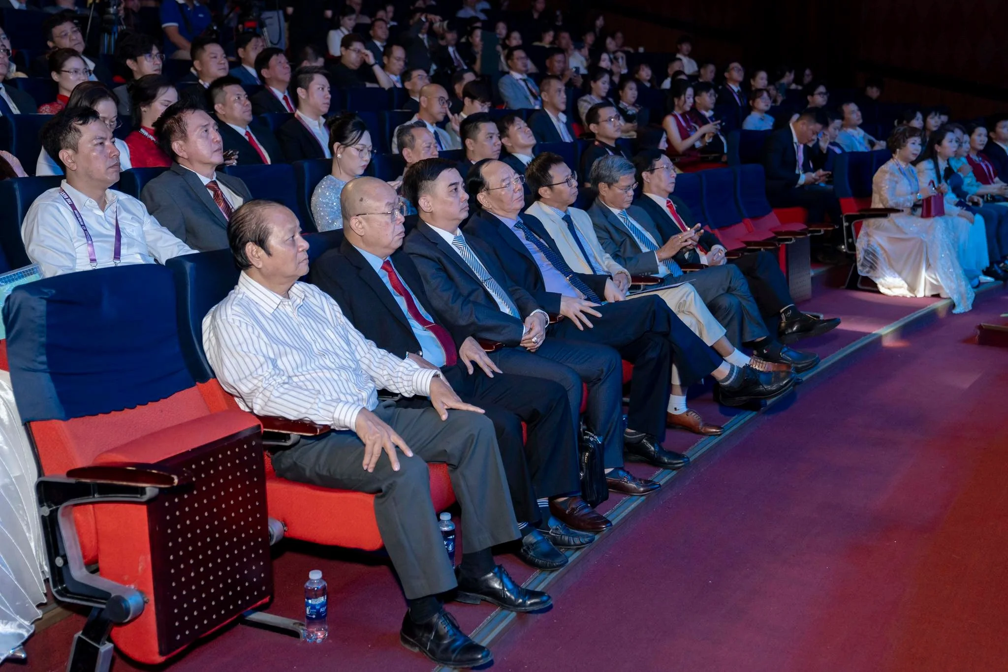 THPT Việt Nhật - giải thưởng top “trường nội trú - bán trú tốt nhất năm 2026