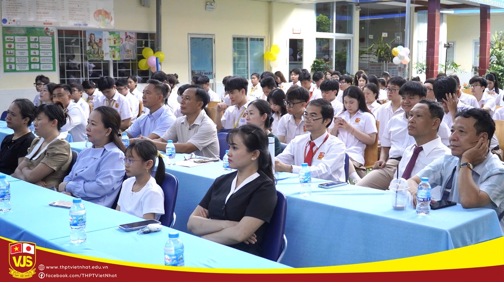 Trường THPT Việt Nhật hòa chung không khí cả nước chào đón Lễ khai giảng năm học 2026 – 2027