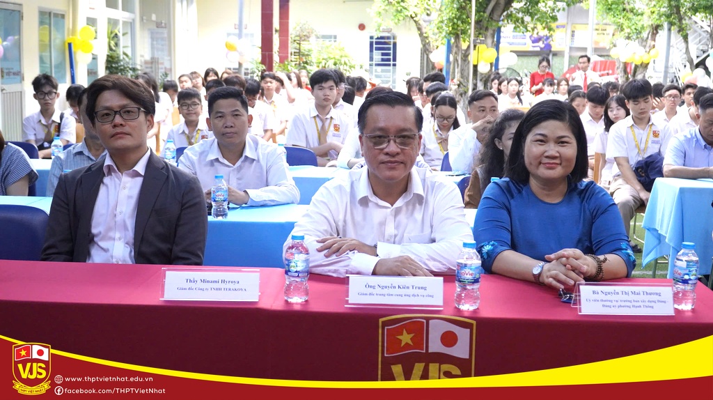 Trường THPT Việt Nhật hòa chung không khí cả nước chào đón Lễ khai giảng năm học 2026 – 2027