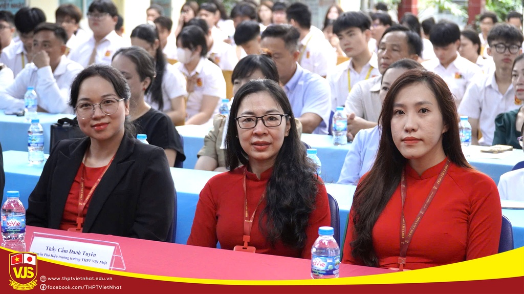 Trường THPT Việt Nhật hòa chung không khí cả nước chào đón Lễ khai giảng năm học 2026 – 2027