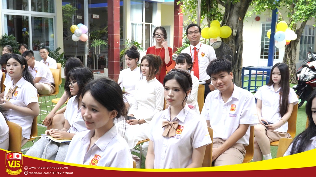 Trường THPT Việt Nhật hòa chung không khí cả nước chào đón Lễ khai giảng năm học 2026 – 2027