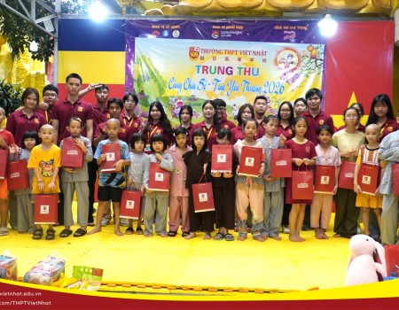 Chương trình “Trung thu yêu thương” – trao yêu thương, gửi nụ cười tại THPT Việt Nhật