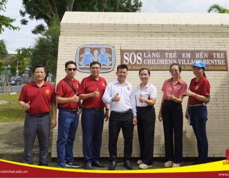 Hành Trình Thiện Nguyện Đầy Ý Nghĩa Của Học Sinh Trường THPT Việt Nhật Tại Làng Trẻ Em SOS Bến Tre